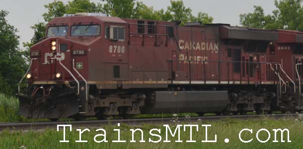 Locomotive CP8786 left side / coté gauche